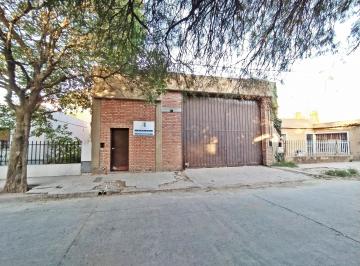 Bodega-Galpón , Córdoba · Galpon - a m de Av 24 de Septiembre - 465 m² - Ingreso Para Camiones