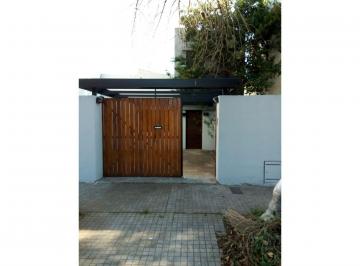 Casa · 80m² · 3 Ambientes · Casa Dos Dorm. Reciclada