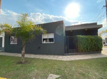 Casa · 70m² · 3 Ambientes · 1 Cochera · Venta Impecable PH 3 Amb en Padua