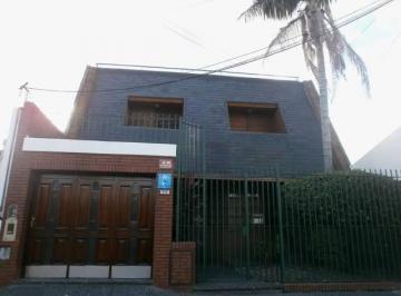 Casa · 322m² · 5 Ambientes · Casa en Venta en Villa Dominico