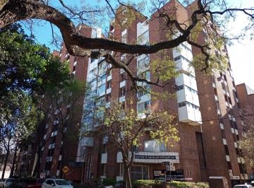 Departamento de 3 ambientes, San Isidro · Departamento de 3 Ambientes Mas Balcón. Edificio con Jardin y Piscina. Martinez