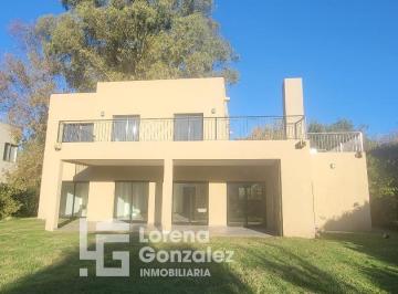 Casa · 212m² · 6 Ambientes · 4 Cocheras · Haras Santa Maria Casa en Venta