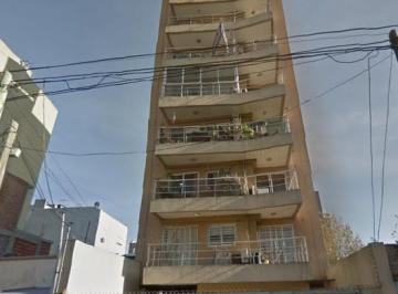 Departamento · 55m² · 3 Ambientes · 1 Cochera · Departamento - Lanús Este