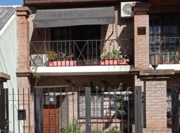 Casa · 123m² · 4 Ambientes · 1 Cochera · Venta Duplex 4 Amb Quilmes