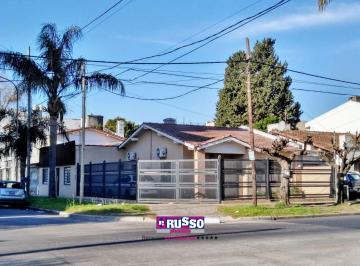 RUS-RUS-8391_2 · Venta Casa 3 Ambientes Villa Luzuriaga