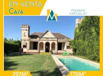 Casa · 250m² · 4 Ambientes · 2 Cocheras · Casa en Venta en Cañuelas - Estilo Antiguo