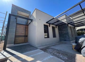Casa de 4 ambientes, Godoy Cruz · Casa Barrio Palmares Valley