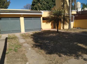 Casa de 3 ambientes, Córdoba · Arguello Calle Pampas a m de Av Ricardo Rojas - 3 Dor - Terr. 537 m²