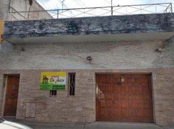 DEF-DEF-1009_2 · Casa 4 Ambientes. | San Martin Al 100
