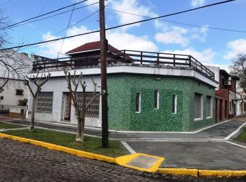 Casa · 190m² · 5 Ambientes · 2 Cocheras · Casa - Lomas de Zamora Oeste
