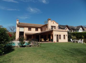 Casa de 8 ambientes, Tigre · Alquiler de Temporada - Barrio Santa Maria de Tigre