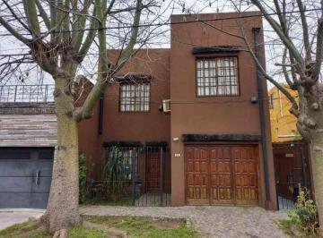 Casa de 4 ambientes, Quilmes · Casa PH en Venta en Bernal Oeste