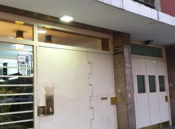 Departamento · 84m² · 3 Ambientes · Venta Caballito 3 Ambientes con Dependencias Semipiso Balcon