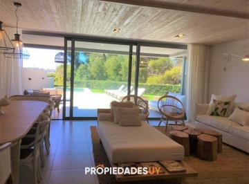 Foto1 · Apartamento en Venta en Brava Punta del Este