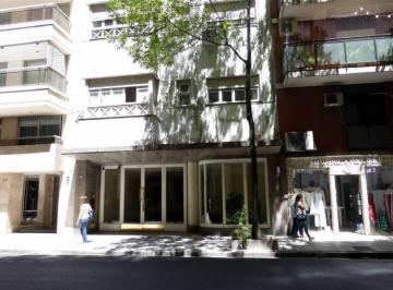 Departamento · 40m² · 2 Ambientes · Venta - Lindisimo Dos Ambientes en La Calle R Peña Al 1600. Amoblado, 40 m con Luz en Gran Edificio