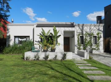 Casa de 5 ambientes, San Fernando · Julio 2026.del 18 Al 24. Divina Casa en Una Planta!