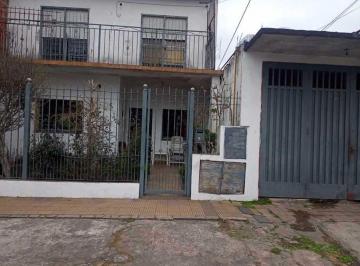 Casa de 2 ambientes, Morón · Aquiler - Departamento Interno en Planta Baja. Moron Sur