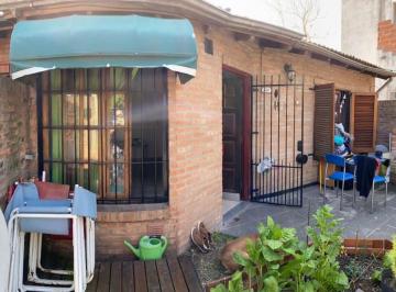 PH · 65m² · 3 Ambientes · 1 Cochera · Casa PH 3 Ambientes Venta Ituzaingó Norte
