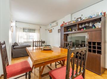 Departamento · 55m² · 3 Ambientes · Venta - Departamento - 2 Dorm. en Pb con Patio - Rosario