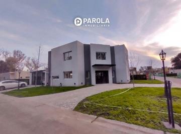Casa de 5 ambientes, Moreno · Casa en Venta en Barrio Astorga