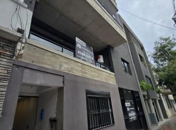 Departamento de 4 ambientes, Villa Urquiza · Espectacular 4 Amb. con Jardin!