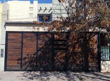 Departamento de 8 ambientes, Guaymallén · Duplex 4 Dorm. Cochera Doble Guaymallen