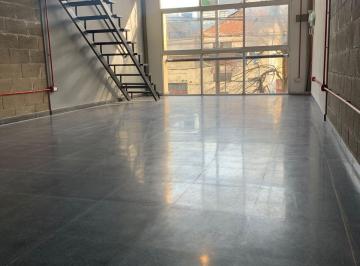 Oficina comercial , Barracas · Oficina 56 m². Servicios Luz y Agua Incluidos. Sin Expensas