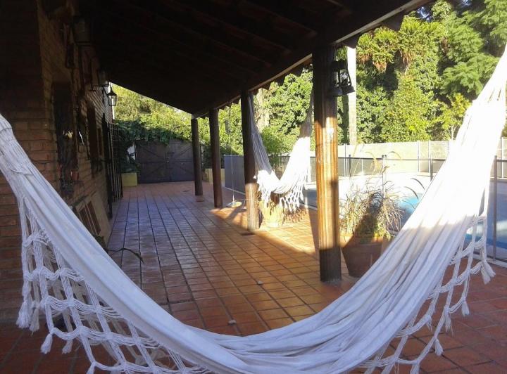 Casa · 208m² · 8 Ambientes · 1 Cochera