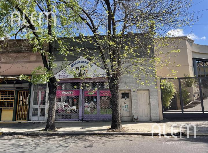 Local comercial · 368m² · 10 Ambientes