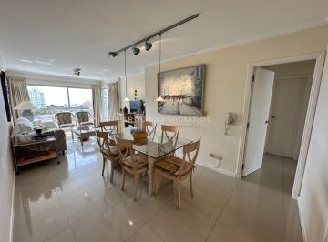 Foto1 · Espectacular Apartamento en Venta de 3 Dorm. en Torre Triangulo, Punta del Este