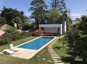 Foto1 · Casa en Mansa 4 Dorm. con Piscina y Barbacoa