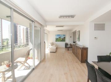 Departamento · 304m² · 9 Ambientes · 4 Cocheras · Departamento Triplex Muy Luminoso con Cuatro Cocheras y Parrilla Privada - Quilmes