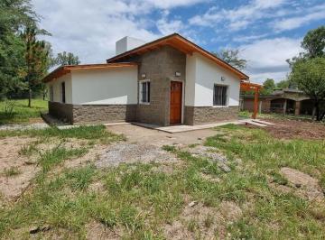Casa de 4 ambientes, Cosquín · Venta Casa de 2 Dorm. C/ Cochera en Cosquín