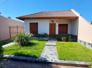 Casa · 250m² · Retasadahermosa Casa 3 Dorm. Panama 1700