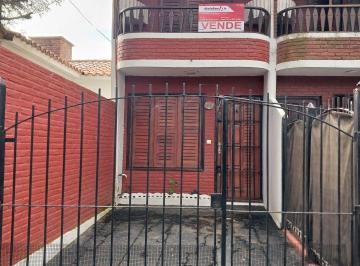 DIT-DIT-5457_2 · Casa 3 Dorm.. | La Rioja 1849