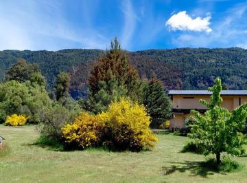 Hotel · 590m² · 20 Ambientes · 2 Cocheras · Muy Buena Oportunidad Complejo de Cabañas en Lago Puelo - Chubut