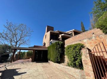 Casa de 4 ambientes, Villa Carlos Paz · 10116 - Casa en Venta en Carlos Paz