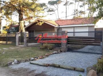 Foto1 · Alquiler y Venta de Casa de 5 Dorm. en Punta del Este