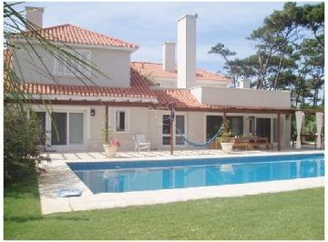 Foto1 · Casa en Rincón del Indio, 6 Dorm. *