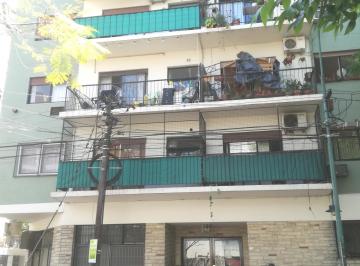 Departamento de 2 ambientes, Vicente López · Venta Olivos Depto 2 Amb. a m de Avda Maipú