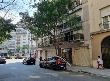 Departamento de 5 ambientes, Recoleta · Excepcional y Única Propiedad en Plena Plaza Vicente Lopez.
