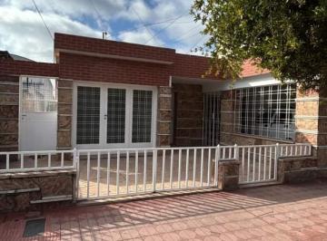 Foto · Venta Casa 2 Dorm. Mas Departamento Barrio Ciudadela a m de Velez Sarsfield