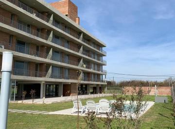 Departamento · 72m² · 3 Ambientes · 1 Cochera · Condominio de 2 Dormi con Cochera y Amenities