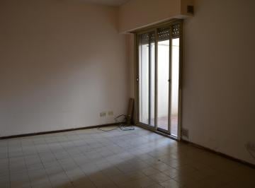 Departamento de 2 ambientes, Flores · 2 Ambientes con Patio