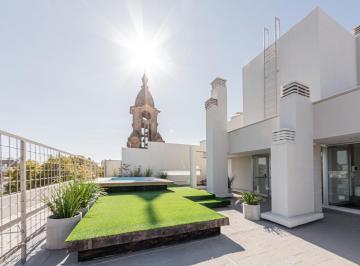 Departamento · 130m² · 4 Ambientes · 1 Cochera · Departamento de 3 Dorm. en Rep de La Sexta! Edificio con Amenities! Colon 1800