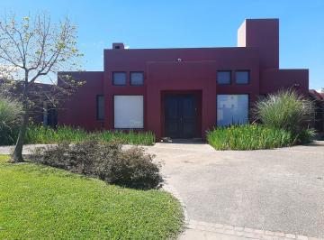 Casa de 6 ambientes, Pilar · Estancias del Pilar - Champagnat Excelente Ubicación - Alquiler Febrero
