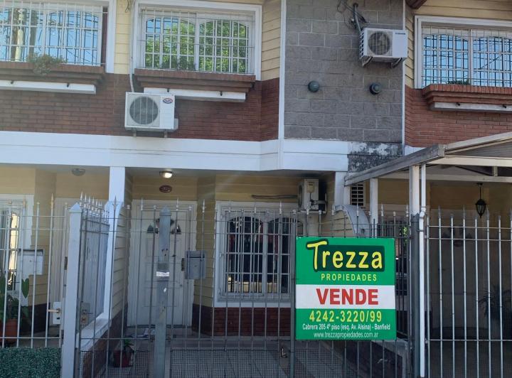 Casa · 60m² · 3 Ambientes · 1 Cochera