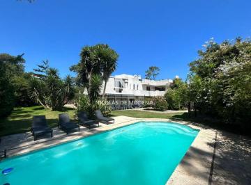 Foto1 · Casa en Alquiler en Playa Mansa, Punta del Este, Maldonado