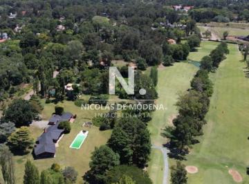 Foto1 · En Venta Casa de 4 Dorm., con Agradable Entorno en Golf, Punta del Este.