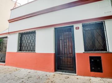 Casa en Alquiler de 4 ambientes Flores Sur · Casa Flores Dueño Directo